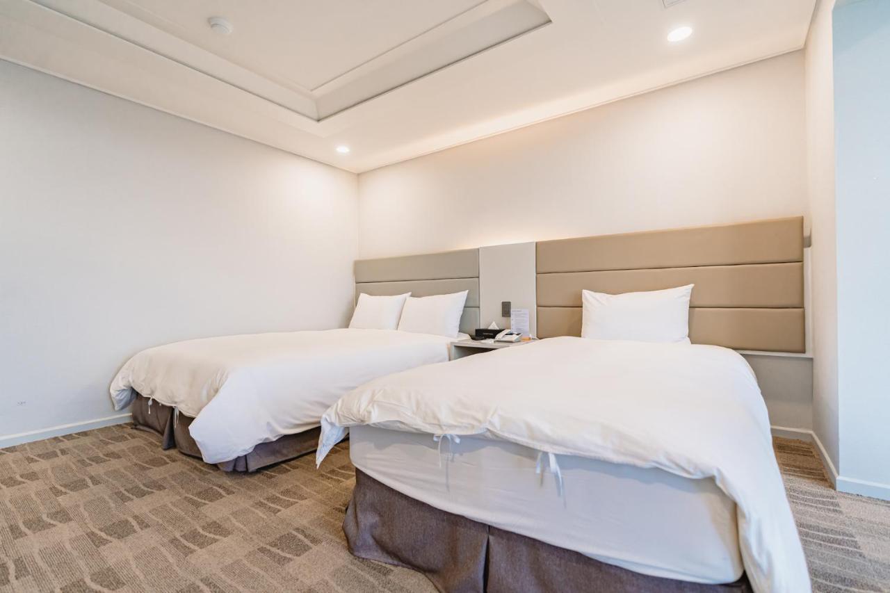 Cocoon Hotel Jeju Buitenkant foto
