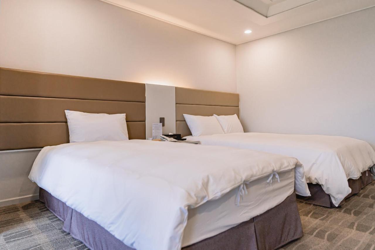 Cocoon Hotel Jeju Buitenkant foto